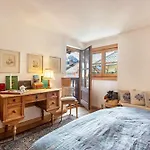 1 - Lockstein Apartment